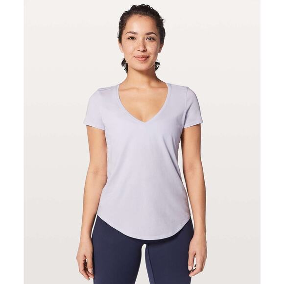 Lululemon Love Tee V in Serene Blue Size 6/8 - Picture 1 of 4